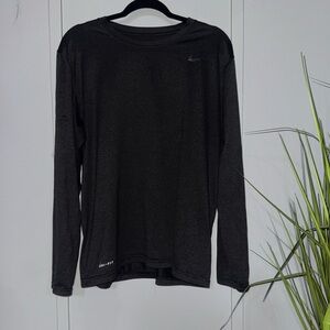 Nike Men's Dark Gray Long Sleeve Tee